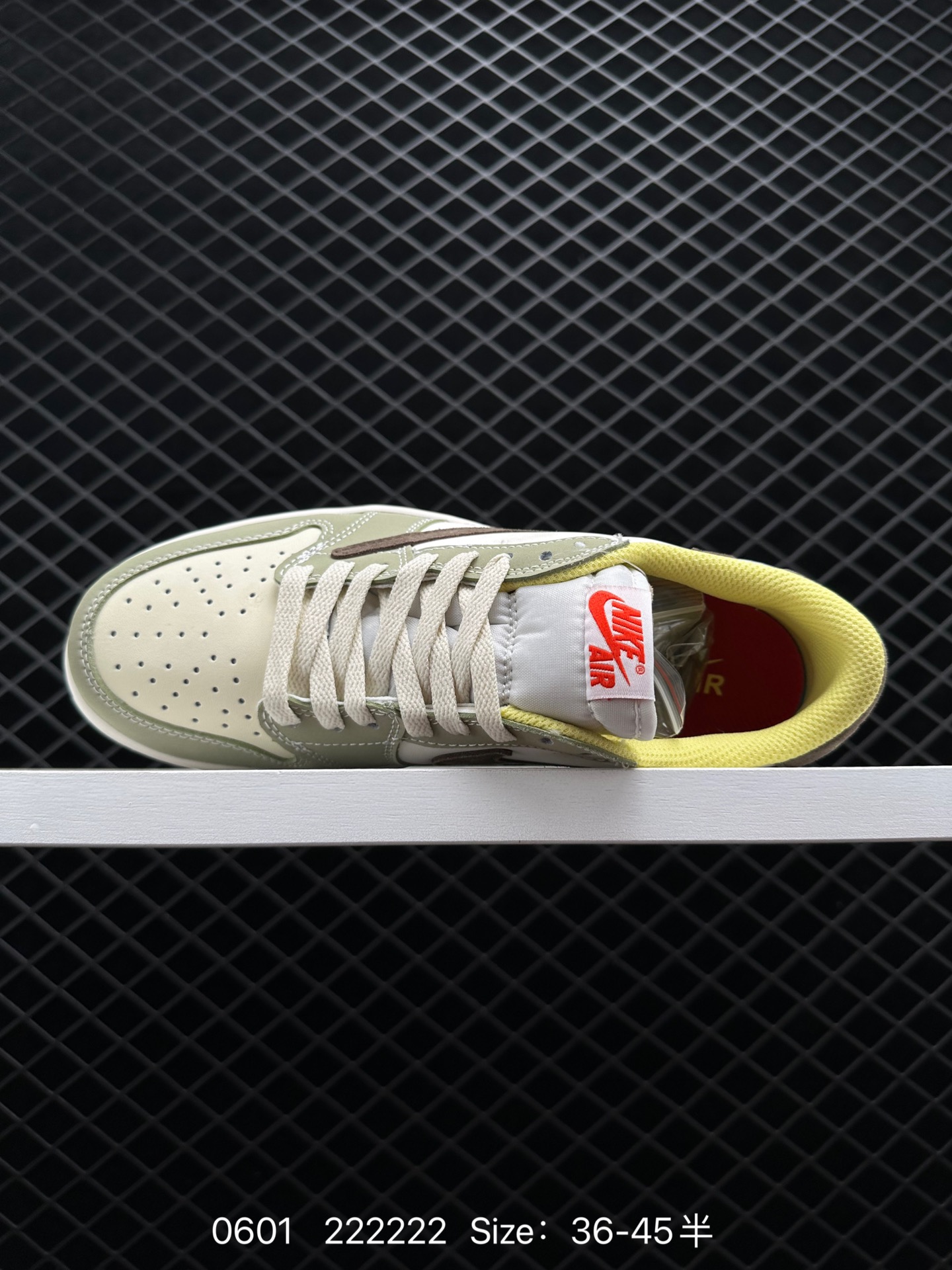 Travis Scott x Air Jordan 1 